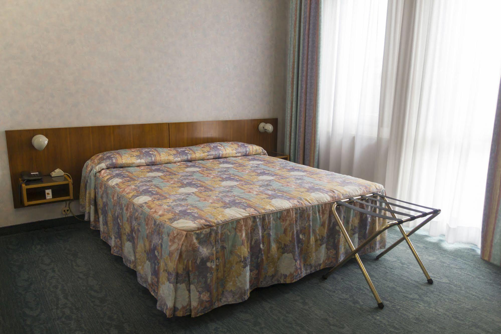 Hotel Pico Mirandola Exteriör bild
